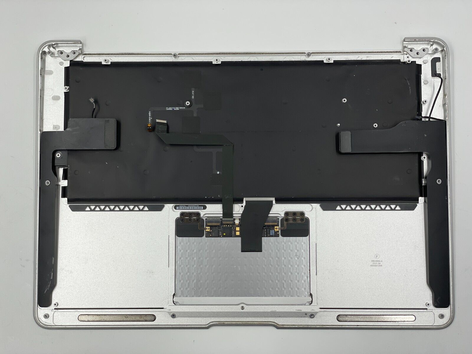 OEM A1369 Genuine Apple Macbook Air 13" Topcase Keyboard Trackpad 2011 - Mobile Revival